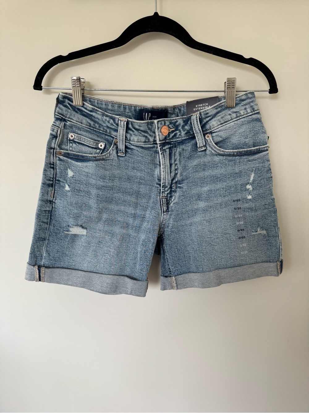 GAP Women's Light Wash Rolled-Hem Distressed Denim Shorts - Picture 2 of 11